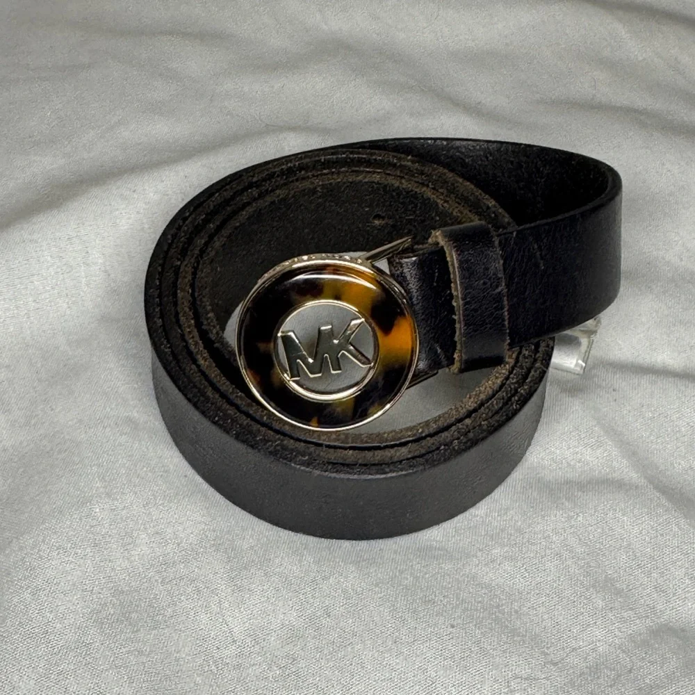 🖤 Michael Kors Black Leather Belt with Tortoise MK Logo Buckle